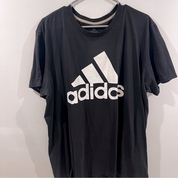 Adidas T shirt - Picture 1 of 2